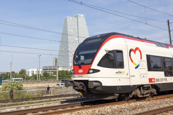 17. Juni 2023: Wir feiern gemeinsam mit Ihnen 20 Jahre S-Bahn Basel im Wiesental mit einem bunten Programm in Lörrach und Zell.